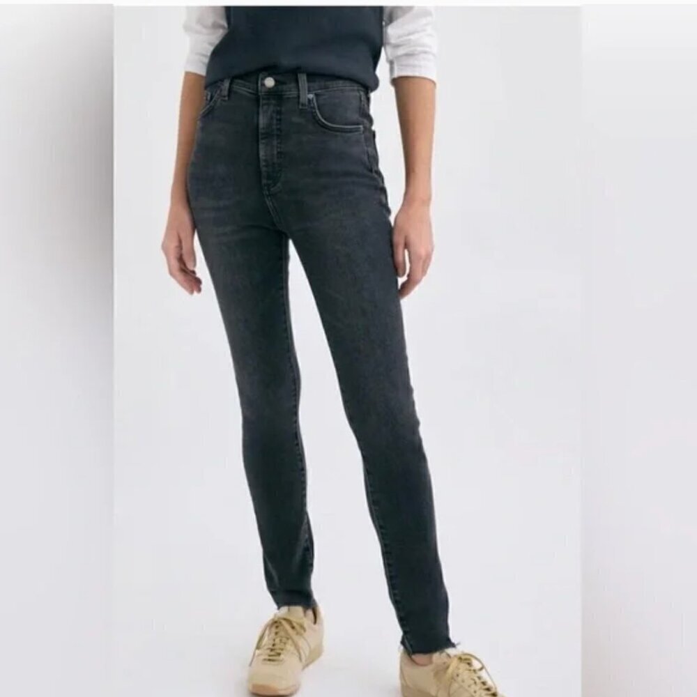 Denim Forum Lola High Rise Skinny Jean Size 28